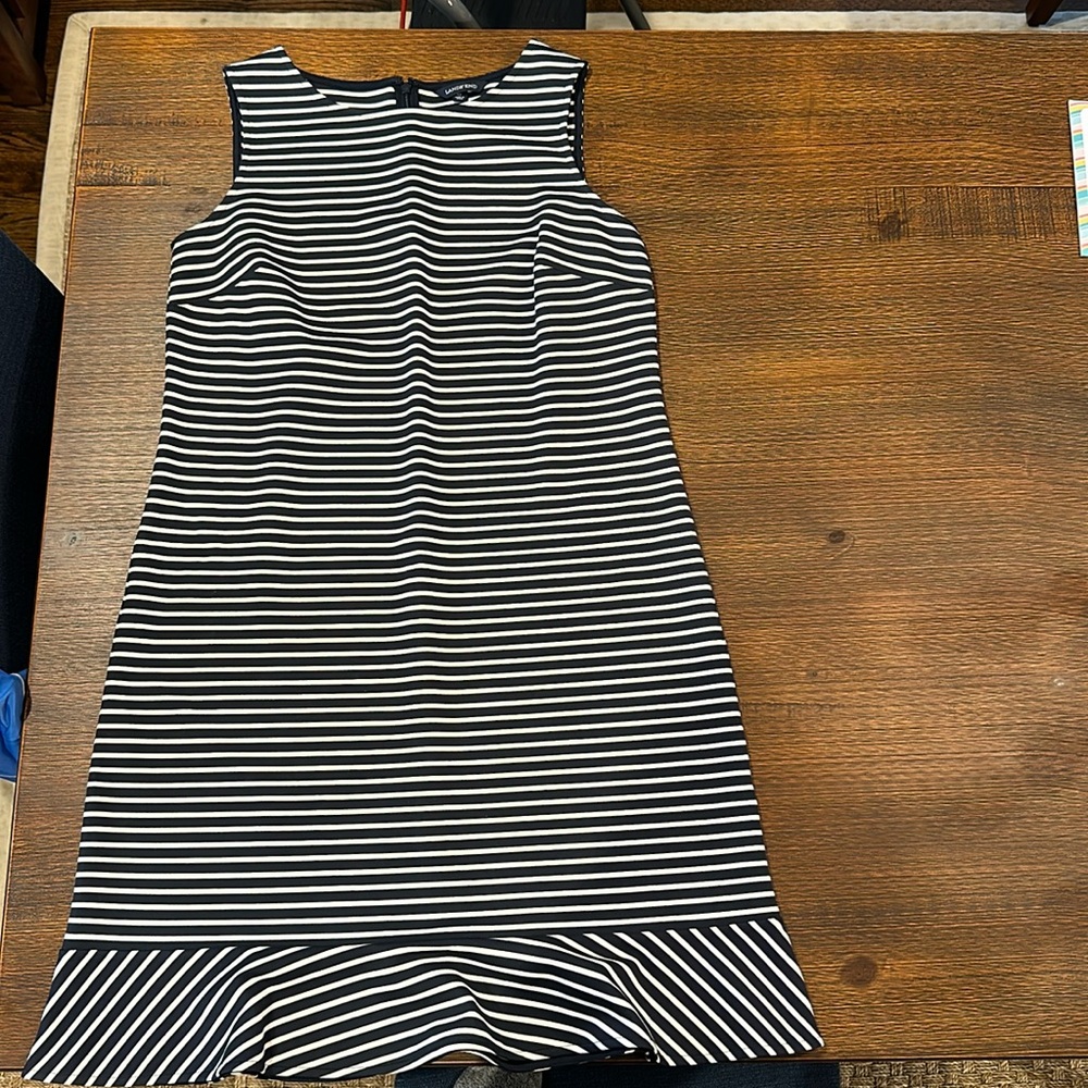 Land’s End- Women’s Striped Navy Blue Dress- Zipper down the back